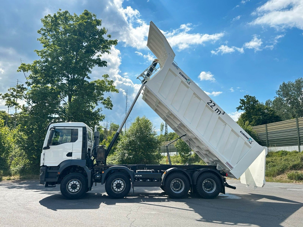 Leasing  MAN TGS 41.440 8x4 EuromixMTP 22m³ Eckige Mulde MAN TGS 41.440 8x4 EuromixMTP 22m³ Eckige Mulde: gambar 12