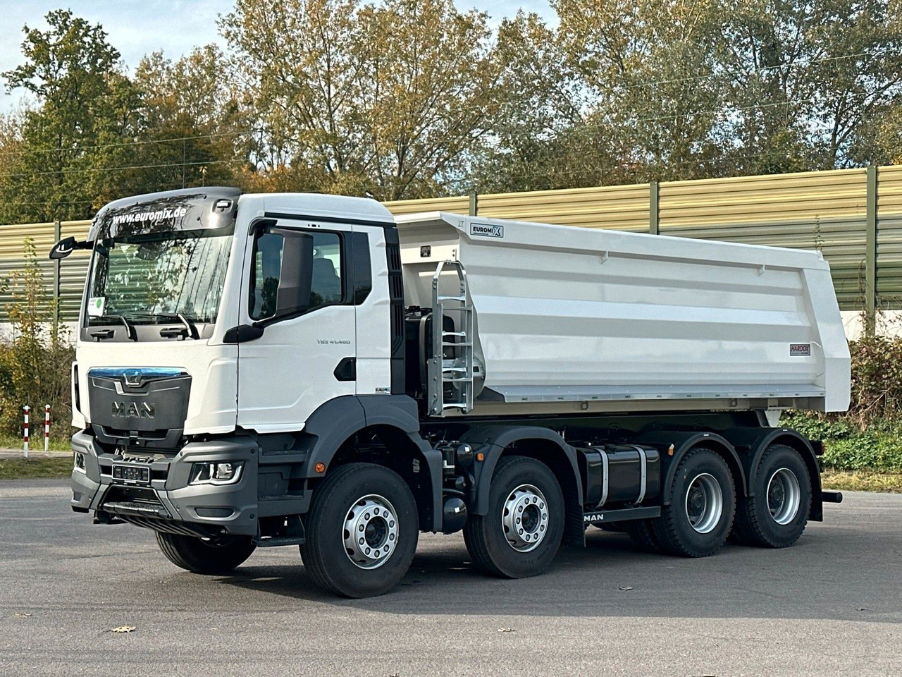 MAN TGS 41.480 BB 8X4 Euromix Mulden Kipper HARDOX - Truk jungkit: gambar 2 MAN TGS 41.480 BB 8X4 Euromix Mulden Kipper HARDOX - Truk jungkit: gambar 2