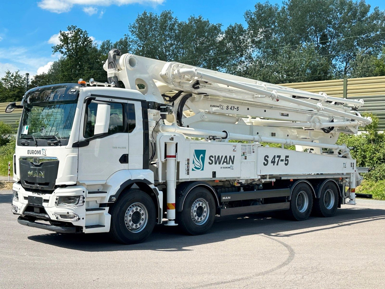 MAN TGS 41.520 8x4 SWAN TSP 47-5 160RZ ( 47m ) - Truk pompa beton: gambar 2 MAN TGS 41.520 8x4 SWAN TSP 47-5 160RZ ( 47m ) - Truk pompa beton: gambar 2