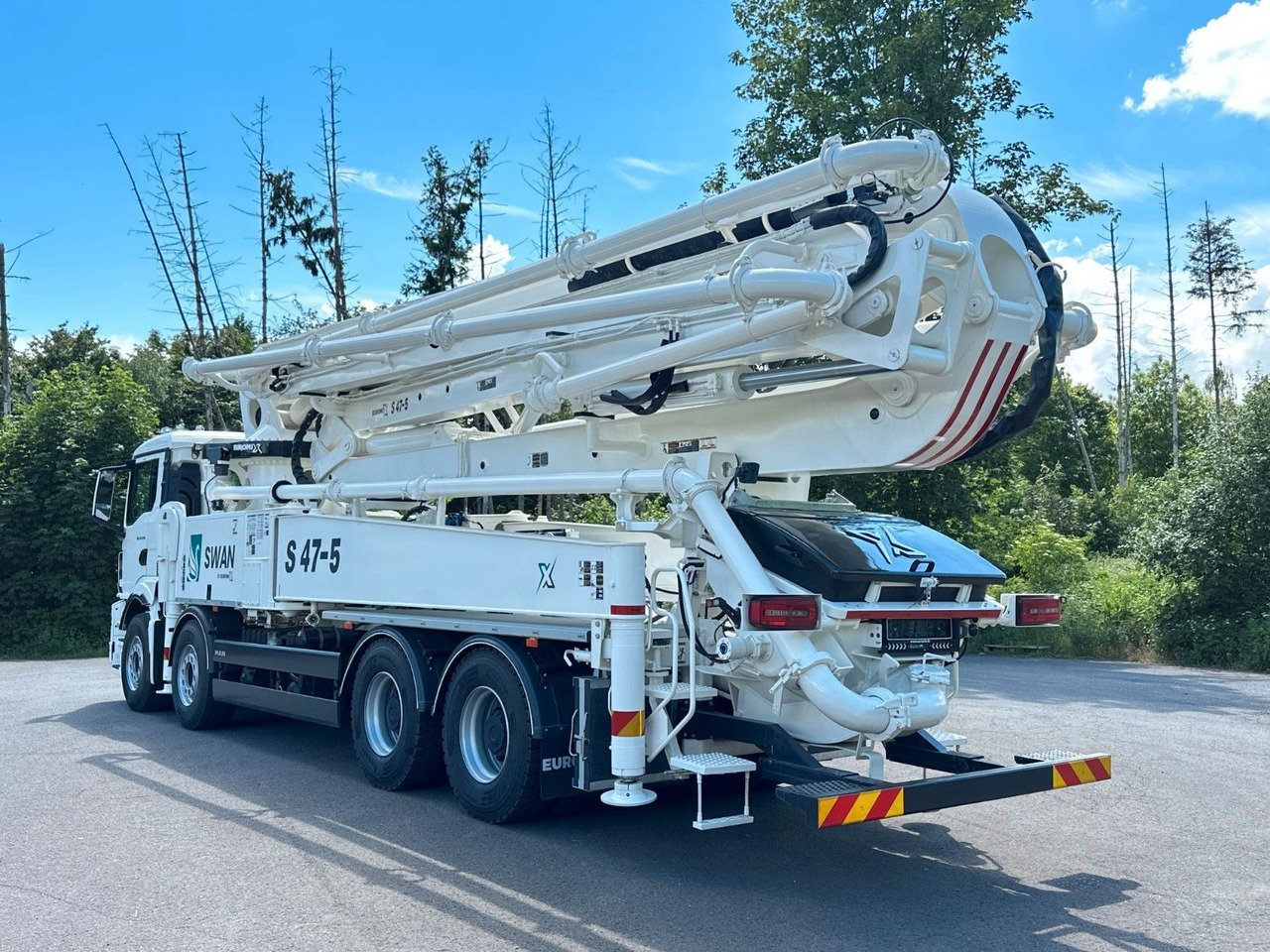 MAN TGS 41.520 8x4 SWAN TSP 47-5 160RZ ( 47m ) - Truk pompa beton: gambar 4 MAN TGS 41.520 8x4 SWAN TSP 47-5 160RZ ( 47m ) - Truk pompa beton: gambar 4