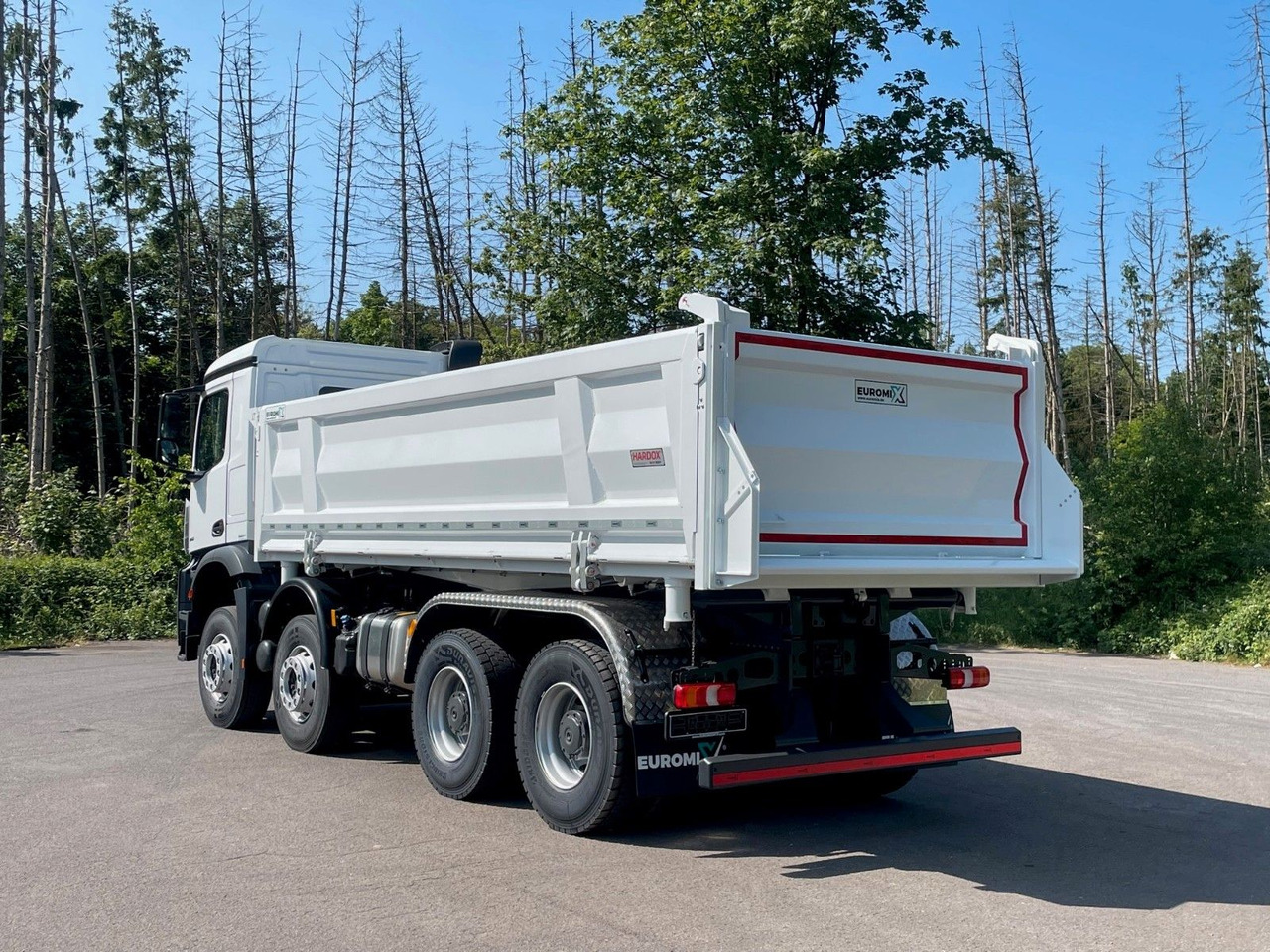 Mercedes-Benz 4145 8X4 Euromix EMT 3-Seiten-Kipper - Truk jungkit: gambar 4 Mercedes-Benz 4145 8X4 Euromix EMT 3-Seiten-Kipper - Truk jungkit: gambar 4