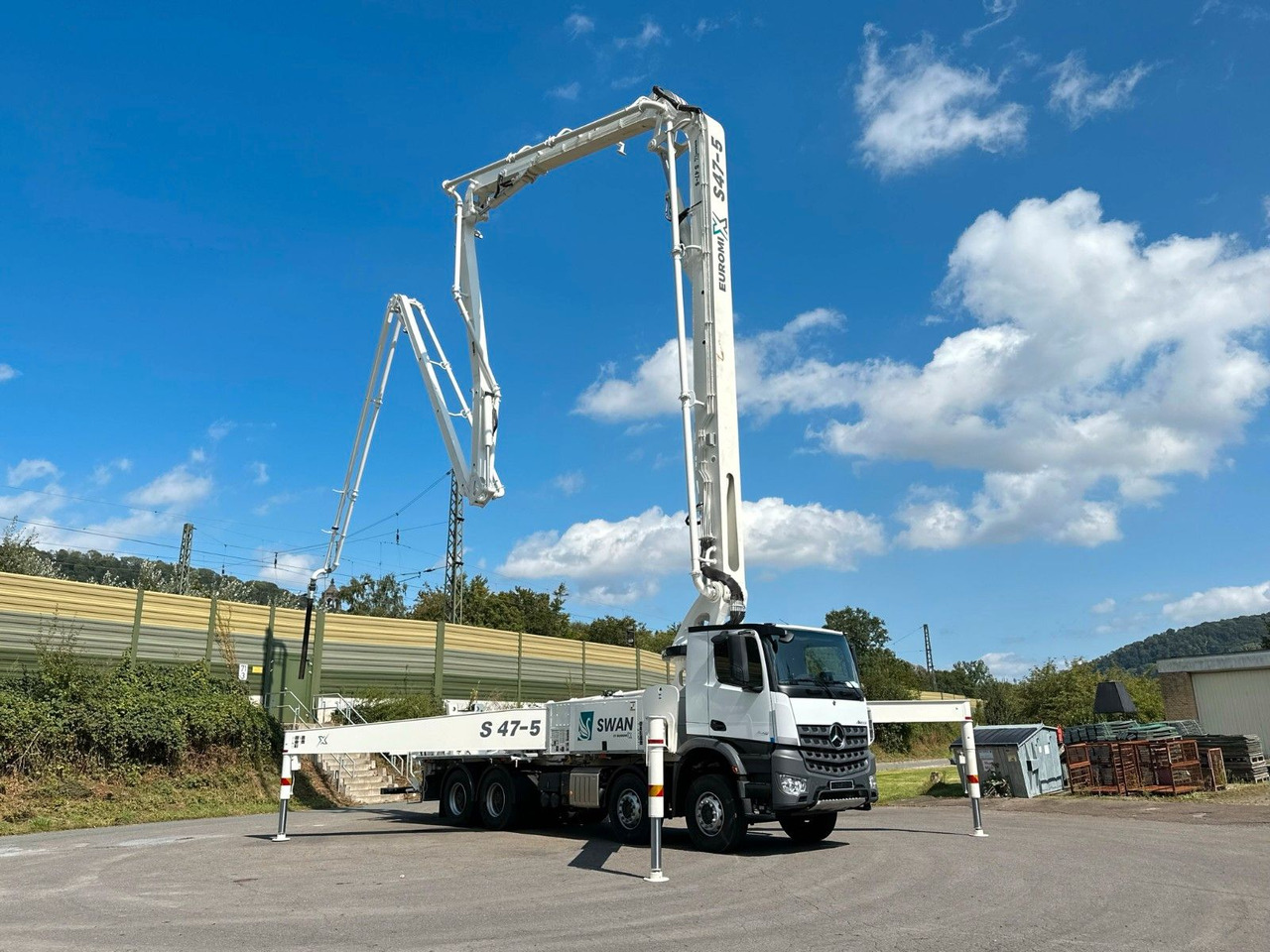 Leasing  Mercedes-Benz Arocs 5 4142  8x4 SWAN TSP 47-5 160RZ ( 47m ) Mercedes-Benz Arocs 5 4142  8x4 SWAN TSP 47-5 160RZ ( 47m ): gambar 28