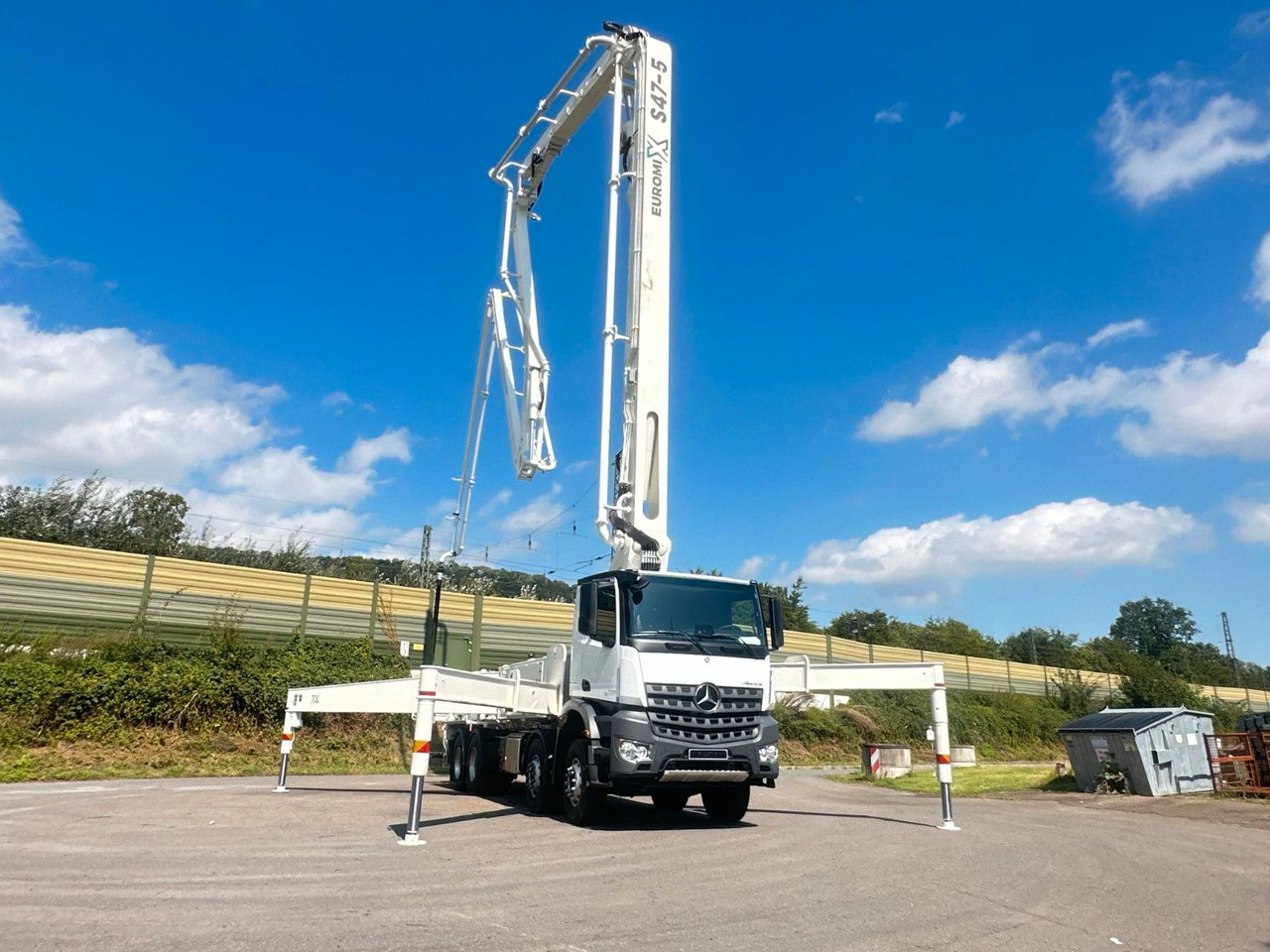 Leasing  Mercedes-Benz Arocs 5 4142  8x4 SWAN TSP 47-5 160RZ ( 47m ) Mercedes-Benz Arocs 5 4142  8x4 SWAN TSP 47-5 160RZ ( 47m ): gambar 29