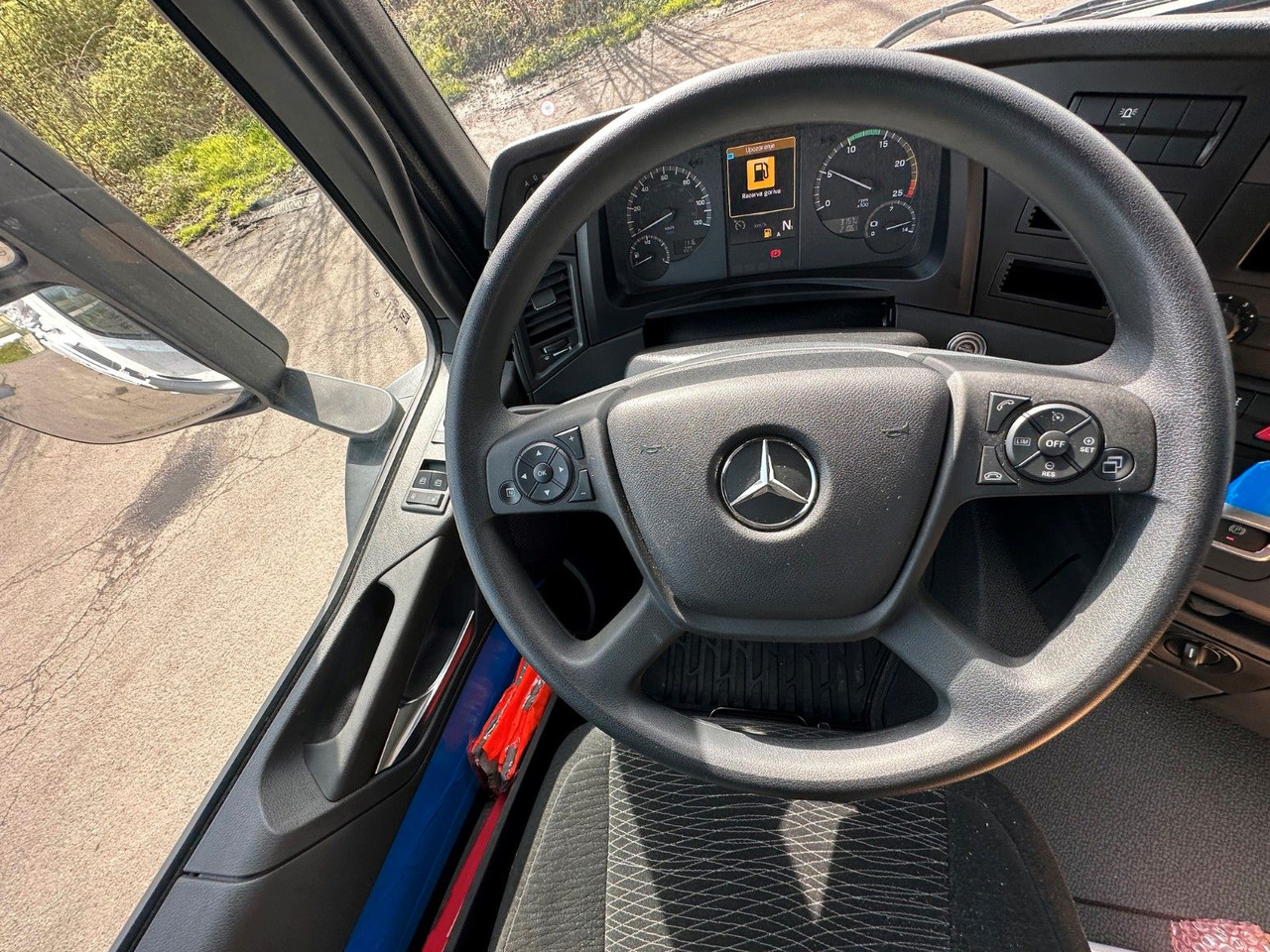 Leasing  Mercedes-Benz Arocs 5 4542 8x4 SWAN TSP 47-5 160RZ ( 47m ) Mercedes-Benz Arocs 5 4542 8x4 SWAN TSP 47-5 160RZ ( 47m ): gambar 28