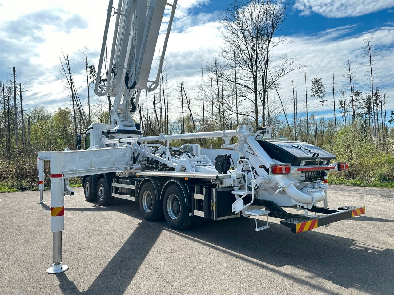 Leasing  Mercedes-Benz Arocs 5 4542 8x4 SWAN TSP 47-5 160RZ ( 47m ) Mercedes-Benz Arocs 5 4542 8x4 SWAN TSP 47-5 160RZ ( 47m ): gambar 15