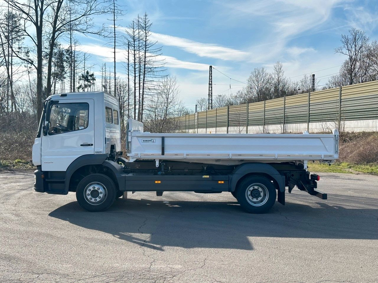 Mercedes-Benz Atego 1224 K EuromixMTP 3-Seiten-Kipper - Truk jungkit: gambar 4 Mercedes-Benz Atego 1224 K EuromixMTP 3-Seiten-Kipper - Truk jungkit: gambar 4