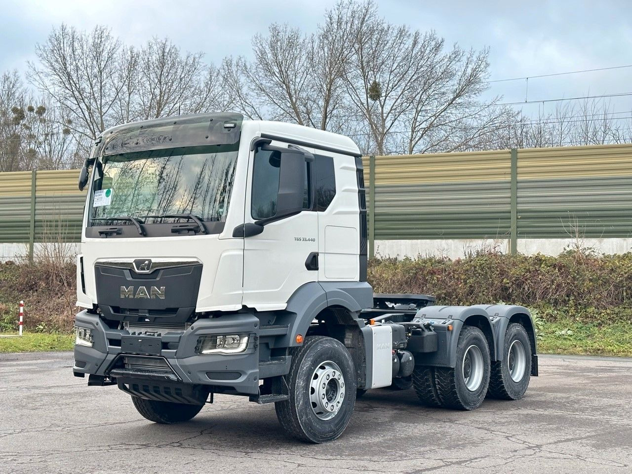MAN TGS 33.440 BBS 6X4 EUROMIX MTP Kipper-Auflieger - Tractor head: gambar 1 MAN TGS 33.440 BBS 6X4 EUROMIX MTP Kipper-Auflieger - Tractor head: gambar 1