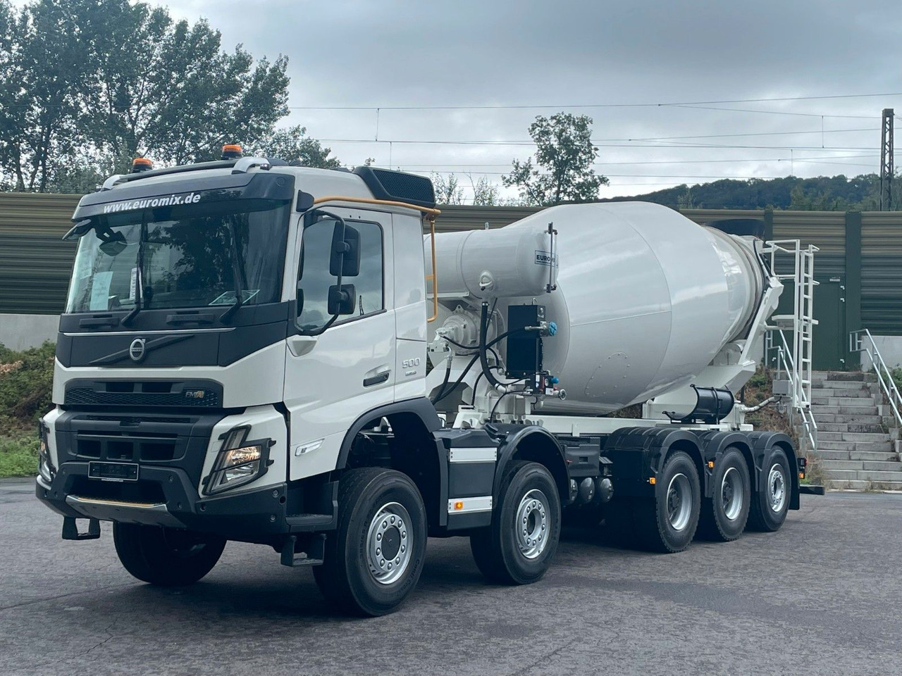 Volvo FMX 500 10x4 / Euromix MTP EM 12 R Euro 6e - Truk pengaduk beton: gambar 1 Volvo FMX 500 10x4 / Euromix MTP EM 12 R Euro 6e - Truk pengaduk beton: gambar 1