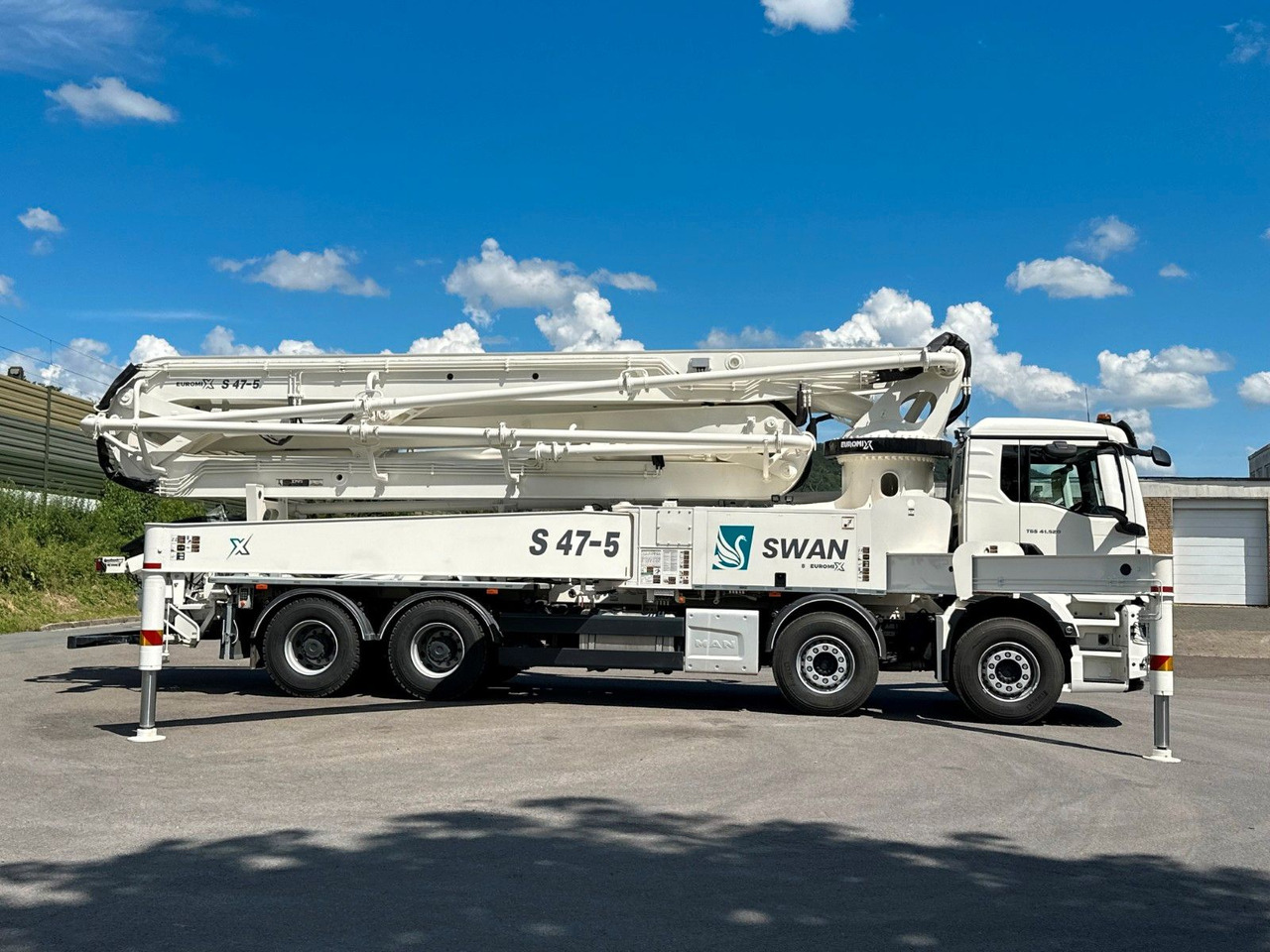 Volvo FMX 500 8x4 SWAN 47m Betonpumpe EuromixMTP - Truk pompa beton: gambar 3 Volvo FMX 500 8x4 SWAN 47m Betonpumpe EuromixMTP - Truk pompa beton: gambar 3