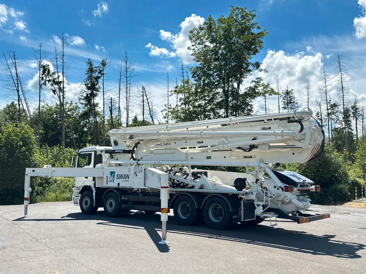 Volvo FMX 500 8x4 SWAN 47m Betonpumpe EuromixMTP - Truk pompa beton: gambar 2 Volvo FMX 500 8x4 SWAN 47m Betonpumpe EuromixMTP - Truk pompa beton: gambar 2