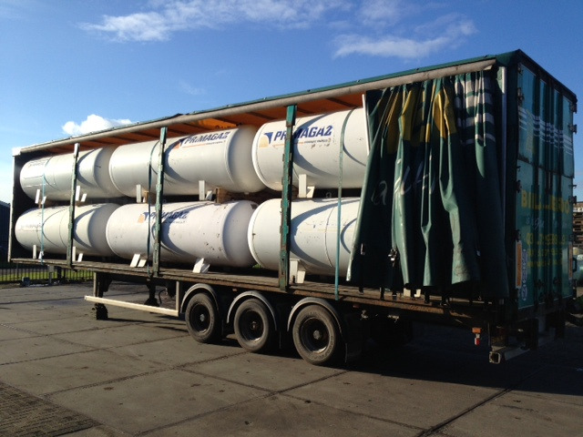 5000 L (2,5 ton) Gastank on trailer -Gas, Gaz, LPG, GPL, Propane, Butane tanks aboveground working pressure 15.6 bar Used tanks-Also available per single piece ID 1.005 - Tangki bahan bakar untuk Truk: gambar 5 5000 L (2,5 ton) Gastank on trailer -Gas, Gaz, LPG, GPL, Propane, Butane tanks aboveground working pressure 15.6 bar Used tanks-Also available per single piece ID 1.005 - Tangki bahan bakar untuk Truk: gambar 5