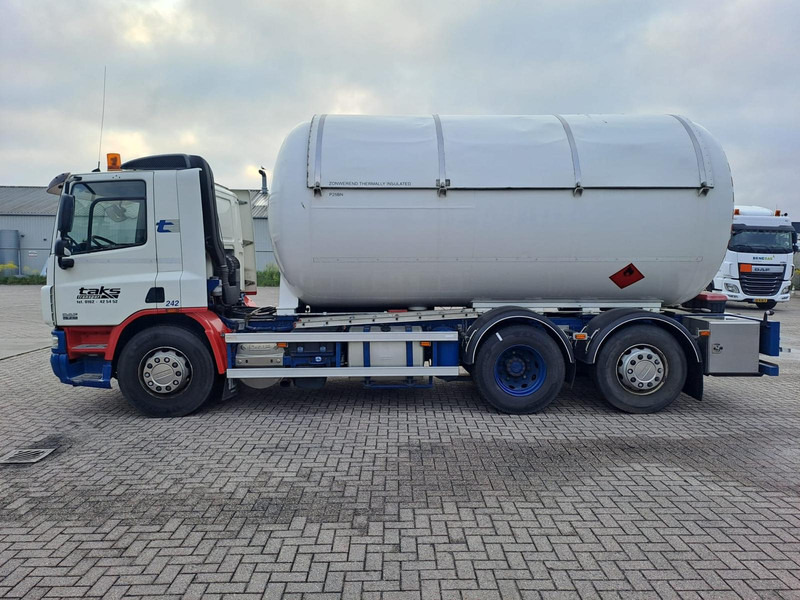 DAF FAN CF75. 6x2 -24030 L Gas tank truck -Gas, Gaz, LPG, GPL, Propane, Butane tank, Gastank ID 2.166 Rootselaar, flowmeter, pump, sunroof on tank - Truk tangki: gambar 4 DAF FAN CF75. 6x2 -24030 L Gas tank truck -Gas, Gaz, LPG, GPL, Propane, Butane tank, Gastank ID 2.166 Rootselaar, flowmeter, pump, sunroof on tank - Truk tangki: gambar 4