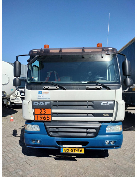 DAF FAN CF75. 6x2 -24030 Liter Gas tank truck ID 2.166 Rootselaar, flowmeter, pump, sunroof on tank - Truk tangki: gambar 3 DAF FAN CF75. 6x2 -24030 Liter Gas tank truck ID 2.166 Rootselaar, flowmeter, pump, sunroof on tank - Truk tangki: gambar 3