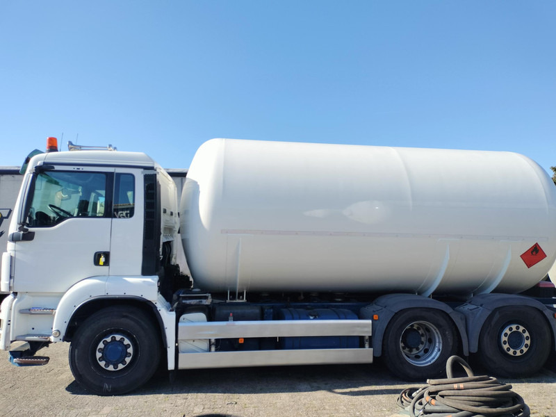 MAN TGS 2011. 6x4 -24000 L Gas tank truck -Gas, Gaz, LPG, GPL, Propane, Butane tank, Gastank ID 2.165 Rootselaar, flowmeter, Sihi pump - Truk tangki: gambar 1 MAN TGS 2011. 6x4 -24000 L Gas tank truck -Gas, Gaz, LPG, GPL, Propane, Butane tank, Gastank ID 2.165 Rootselaar, flowmeter, Sihi pump - Truk tangki: gambar 1