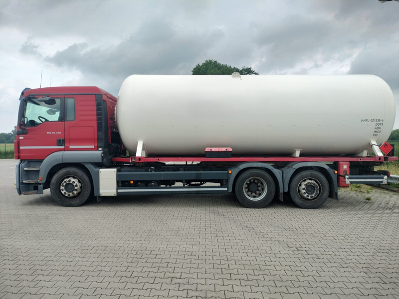 MAN TGS 26.400 6x2-4 LL -26900 L Gas tank truck -Gas, Gaz, LPG, GPL, Propane, Butane tank, Gastank ID 2.168 Rootselaar, flowmeter, pump - Truk tangki: gambar 4 MAN TGS 26.400 6x2-4 LL -26900 L Gas tank truck -Gas, Gaz, LPG, GPL, Propane, Butane tank, Gastank ID 2.168 Rootselaar, flowmeter, pump - Truk tangki: gambar 4