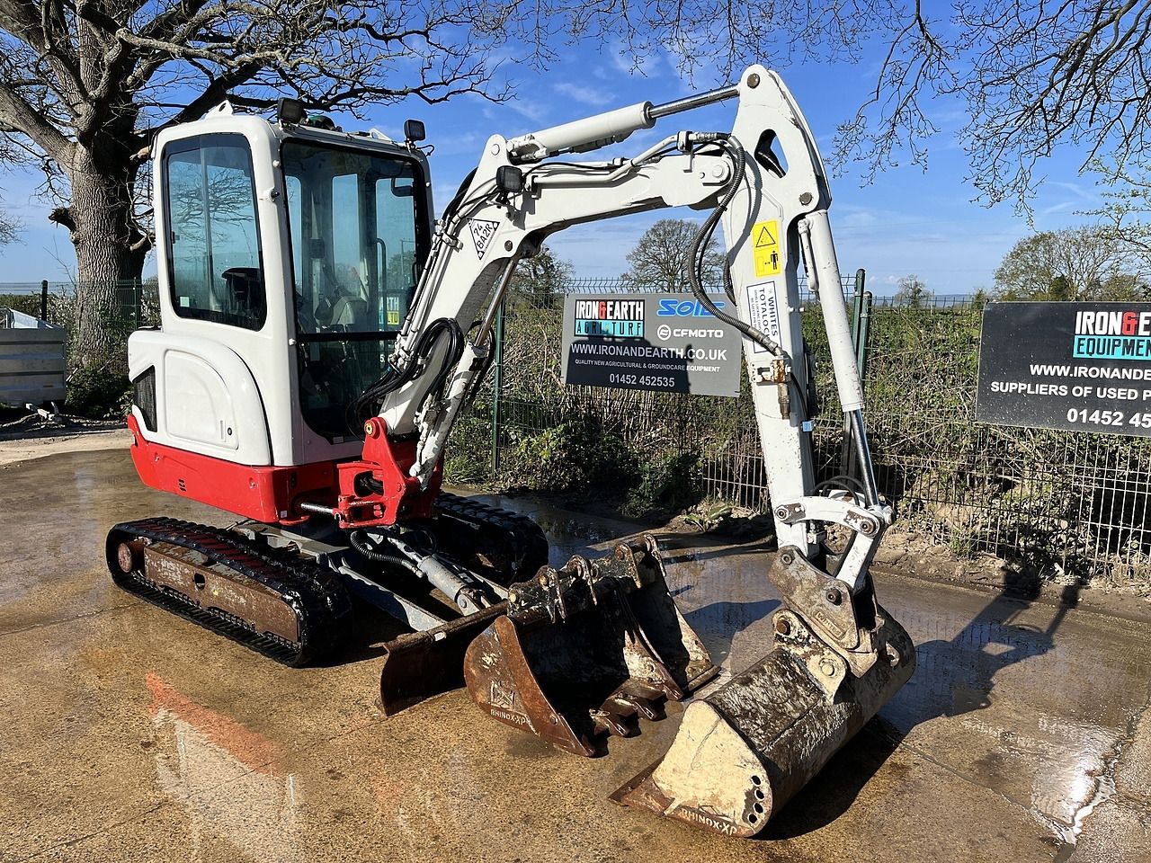 Takeuchi TB225 Excavator - Peralatan lainnya: gambar 5 Takeuchi TB225 Excavator - Peralatan lainnya: gambar 5