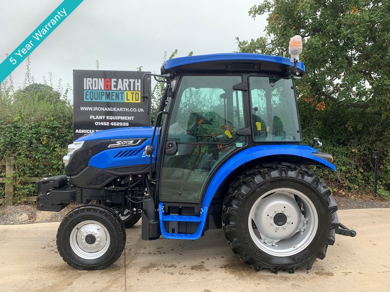 Solis S50 Shuttle XL CAB 2WD Cab - Traktor kompak: gambar 2 Solis S50 Shuttle XL CAB 2WD Cab - Traktor kompak: gambar 2
