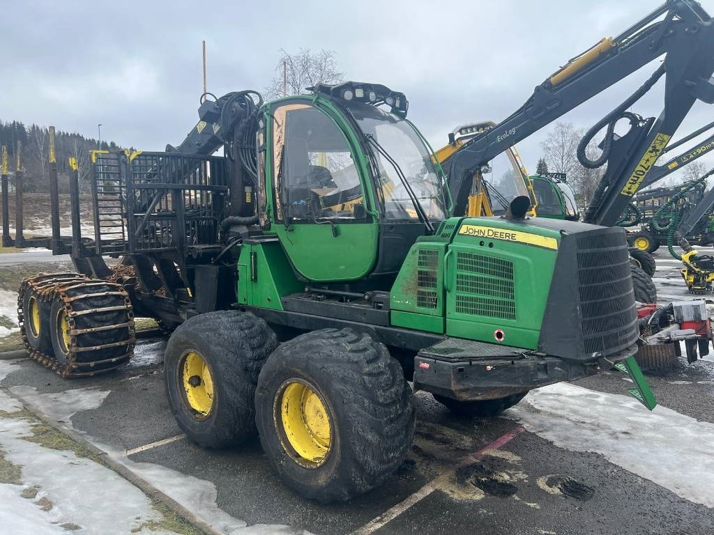 John Deere 1210 E - Forwarder: gambar 3 John Deere 1210 E - Forwarder: gambar 3