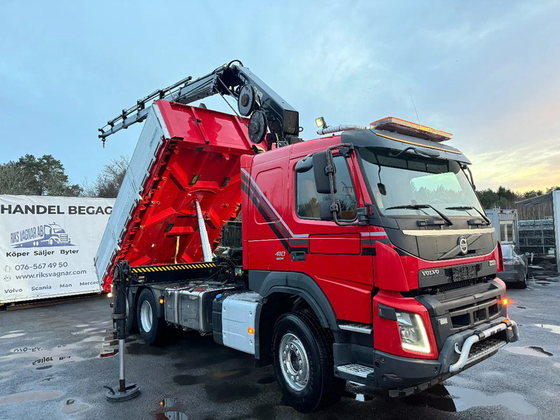 Mercedes-Benz Actros 3358, 6x4, Tipper & Crane, 2017 - Truk jungkit, Truk derek: gambar 1 Mercedes-Benz Actros 3358, 6x4, Tipper & Crane, 2017 - Truk jungkit, Truk derek: gambar 1