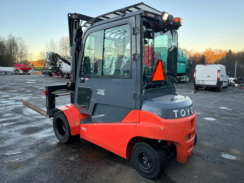 Toyota 8FBMT45 Electric, 3.600h, 2015 - Forklift listrik: gambar 5 Toyota 8FBMT45 Electric, 3.600h, 2015 - Forklift listrik: gambar 5