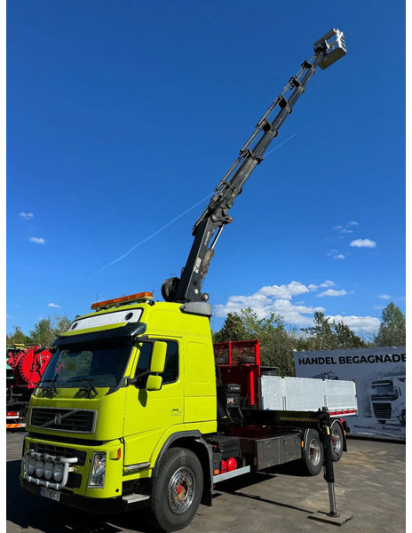 Volvo 6x2, Skylift-truck with Tipper & Bucket, 2009 - Truk, Truk derek: gambar 2 Volvo 6x2, Skylift-truck with Tipper & Bucket, 2009 - Truk, Truk derek: gambar 2