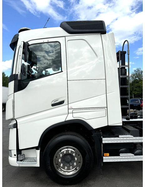 Volvo FH 460 6x2*4, Hook-lift, YM: 2018 - Truk: gambar 3 Volvo FH 460 6x2*4, Hook-lift, YM: 2018 - Truk: gambar 3