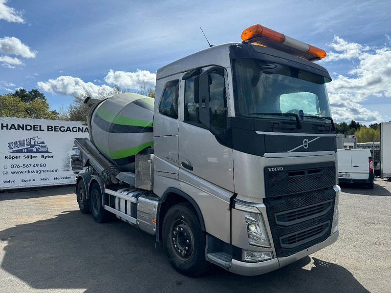 Volvo FH 460 6x2*4, Euro 6, Mixer + Hydraulic slide, 2013 - Truk pengaduk beton: gambar 1 Volvo FH 460 6x2*4, Euro 6, Mixer + Hydraulic slide, 2013 - Truk pengaduk beton: gambar 1