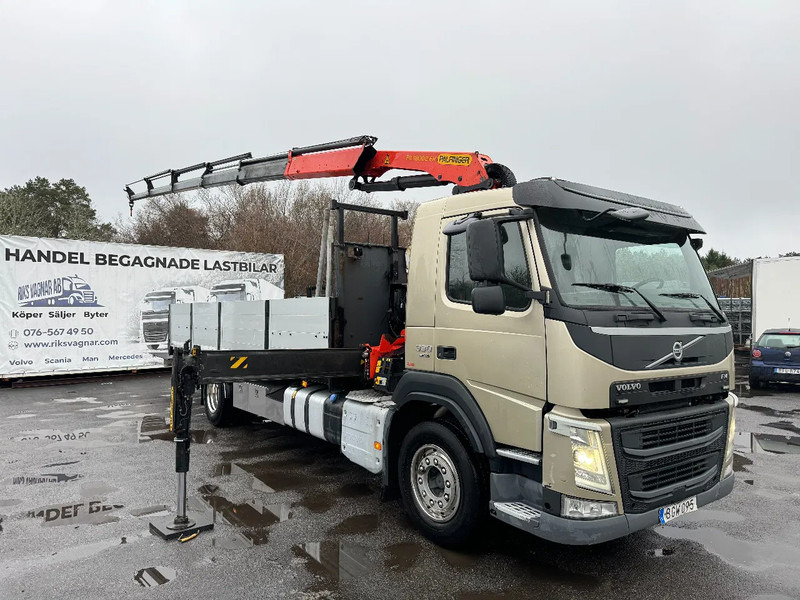Volvo FM 11.330 4x2, Flatbed-truck with 18t/m Crane, 2014 - Truk flatbed, Truk derek: gambar 1 Volvo FM 11.330 4x2, Flatbed-truck with 18t/m Crane, 2014 - Truk flatbed, Truk derek: gambar 1