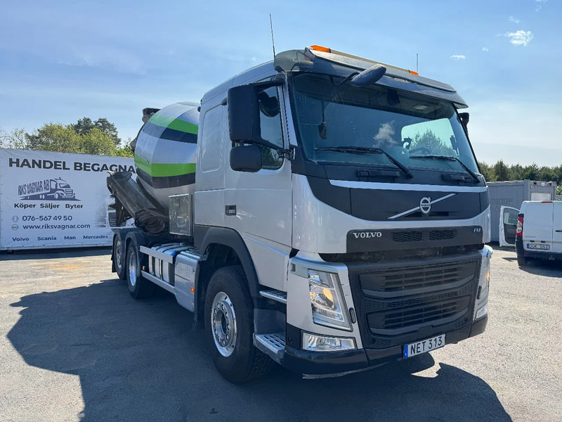 Volvo FM 370 6x2*4, 8m3 Mixer with Hyrdaul.-slide, 2016 - Truk pengaduk beton: gambar 1 Volvo FM 370 6x2*4, 8m3 Mixer with Hyrdaul.-slide, 2016 - Truk pengaduk beton: gambar 1