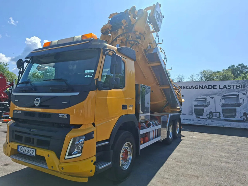 Volvo FMX 450 Combi Vacuum/Pressure 14m3 (1,5 + 12,5m3), 2017 - Truk vakum: gambar 3 Volvo FMX 450 Combi Vacuum/Pressure 14m3 (1,5 + 12,5m3), 2017 - Truk vakum: gambar 3