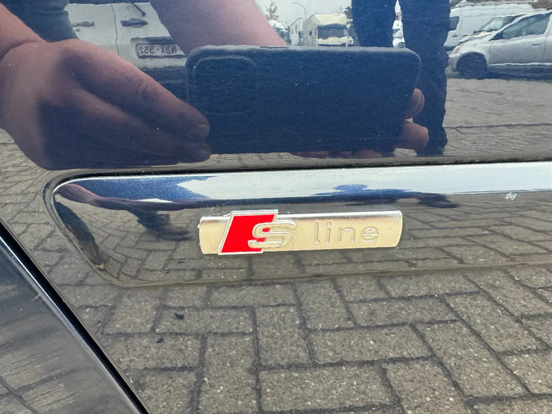 Audi A4 **3.0TDI V6-S-LINE** - Mobil: gambar 4 Audi A4 **3.0TDI V6-S-LINE** - Mobil: gambar 4