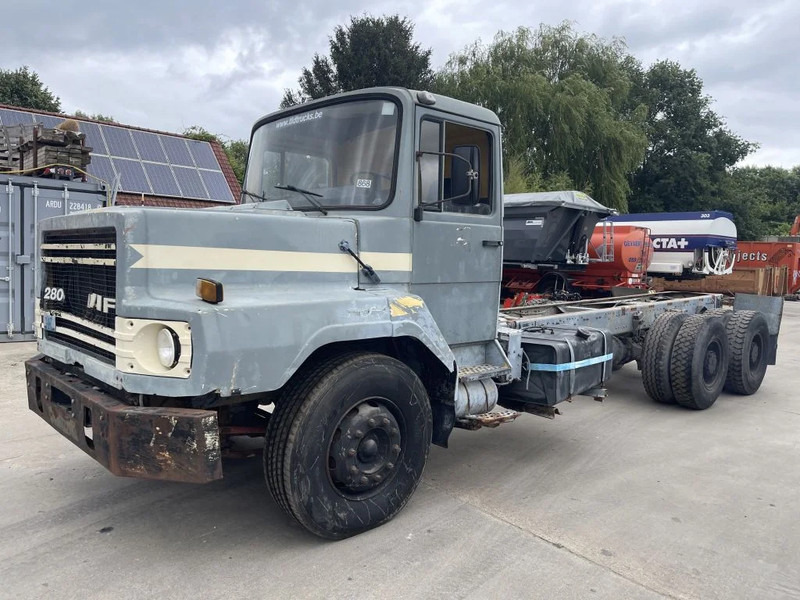 DAF 2800 **2800NAT-6X4-DUTCH REGISTRATION** - Truk sasis: gambar 1 DAF 2800 **2800NAT-6X4-DUTCH REGISTRATION** - Truk sasis: gambar 1