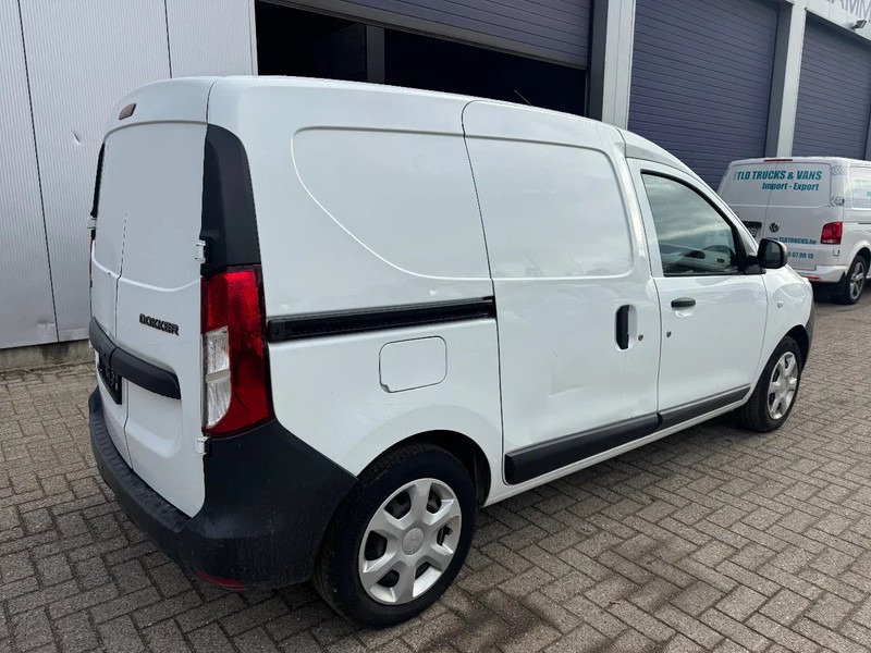 Dacia Dokker **EURO 6B-1461CC** - Van kecil: gambar 4 Dacia Dokker **EURO 6B-1461CC** - Van kecil: gambar 4