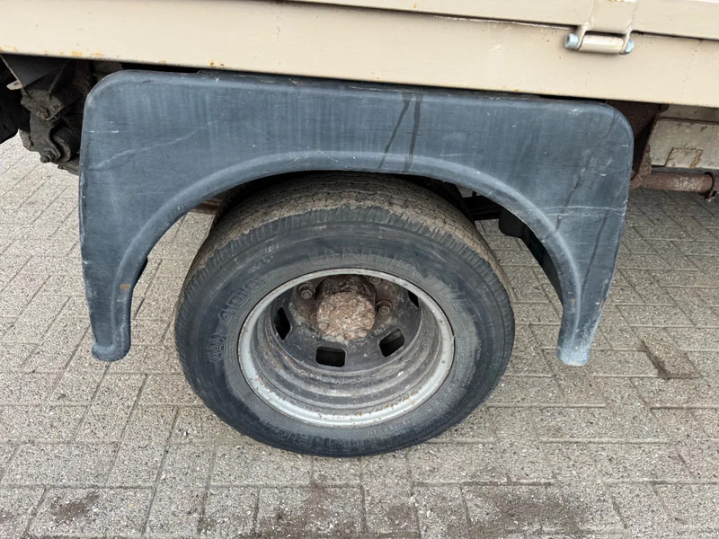 Ford Transit **BELGIAN ORIGINE-DIESEL** - Van flatbed: gambar 4 Ford Transit **BELGIAN ORIGINE-DIESEL** - Van flatbed: gambar 4