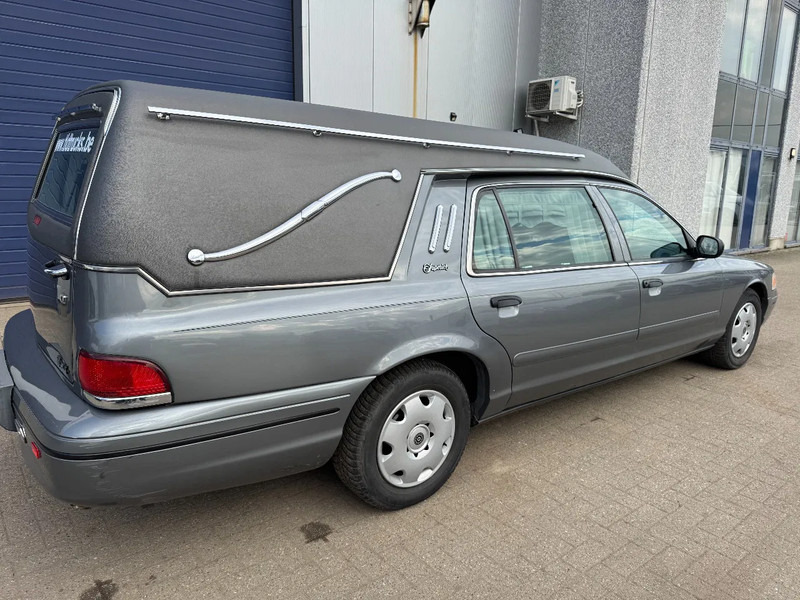 Ford VICTORIA CROWN **CORBILLARD-HEARSE-BESTATTUNGSWAGEN** - Mobil: gambar 4 Ford VICTORIA CROWN **CORBILLARD-HEARSE-BESTATTUNGSWAGEN** - Mobil: gambar 4