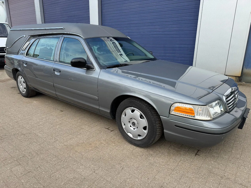 Ford VICTORIA CROWN **CORBILLARD-HEARSE-BESTATTUNGSWAGEN** - Mobil: gambar 1 Ford VICTORIA CROWN **CORBILLARD-HEARSE-BESTATTUNGSWAGEN** - Mobil: gambar 1