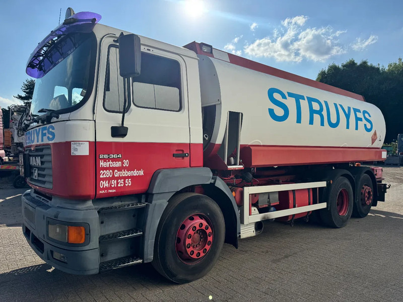 MAN 26.364 **F2000-BELGIAN TRUCK-18000Ltr Tanker** - Truk tangki: gambar 1 MAN 26.364 **F2000-BELGIAN TRUCK-18000Ltr Tanker** - Truk tangki: gambar 1