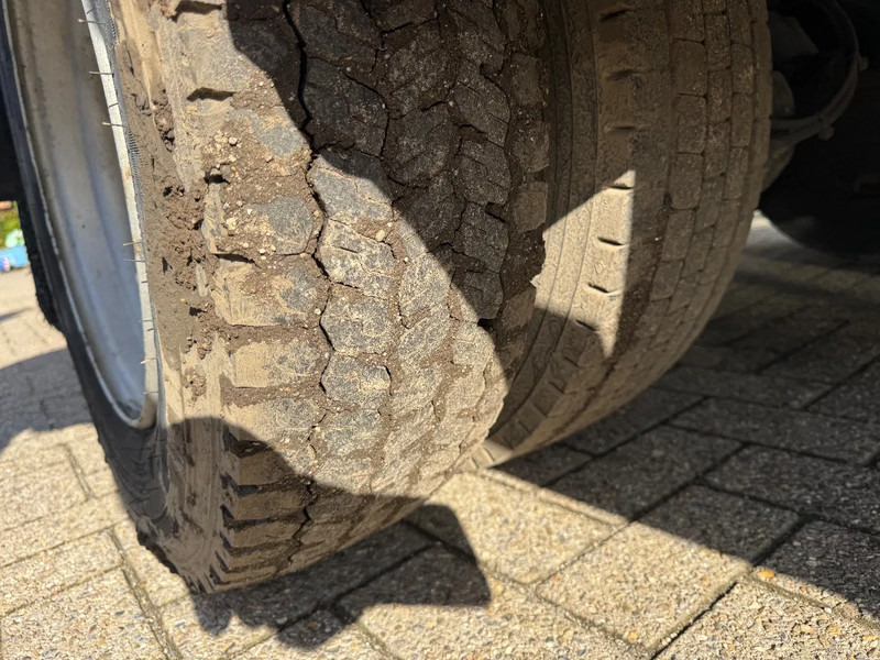 MAN 8.163 **BELGIAN TRUCK-FULL STEEL SUSPENSION** - Truk box: gambar 5 MAN 8.163 **BELGIAN TRUCK-FULL STEEL SUSPENSION** - Truk box: gambar 5