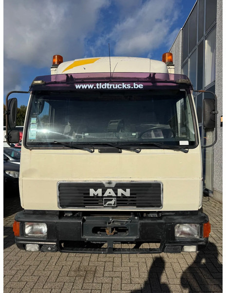 MAN 8.163 **BELGIAN TRUCK-FULL STEEL SUSPENSION** - Truk box: gambar 2 MAN 8.163 **BELGIAN TRUCK-FULL STEEL SUSPENSION** - Truk box: gambar 2