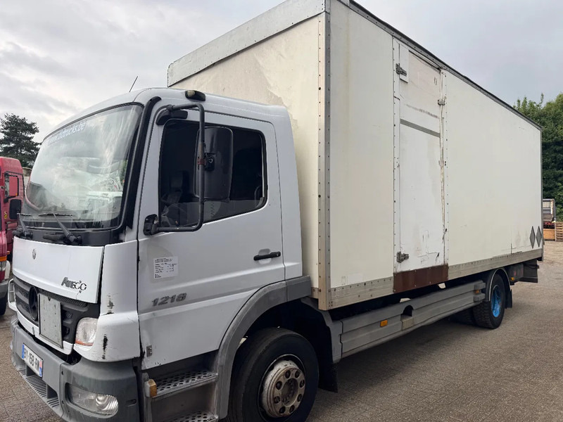 Mercedes-Benz Atego 1218 **MANUAL GEARBOX-STEEL SUSPENSION** - Truk box: gambar 1 Mercedes-Benz Atego 1218 **MANUAL GEARBOX-STEEL SUSPENSION** - Truk box: gambar 1