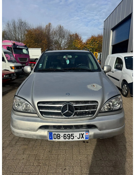 Mercedes-Benz M-Klasse ML **270CDI-AIRCO-FRENCH CAR** - Mobil SUV: gambar 2 Mercedes-Benz M-Klasse ML **270CDI-AIRCO-FRENCH CAR** - Mobil SUV: gambar 2