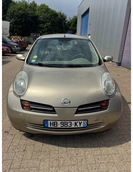 Nissan Micra **PETROL-ESSENCE-AIRCO** - Mobil sedan: gambar 2 Nissan Micra **PETROL-ESSENCE-AIRCO** - Mobil sedan: gambar 2