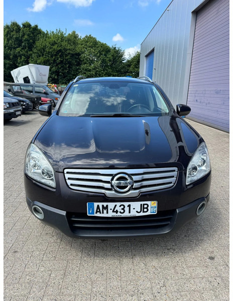 Nissan QASHQAI+2 **DCI-AIRCO-7SEATS** - Mobil SUV: gambar 2 Nissan QASHQAI+2 **DCI-AIRCO-7SEATS** - Mobil SUV: gambar 2