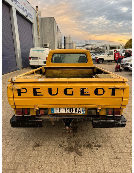Peugeot 504 **DIESEL-FRENCH ORIGIN** - Van flatbed: gambar 5 Peugeot 504 **DIESEL-FRENCH ORIGIN** - Van flatbed: gambar 5