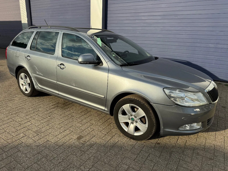 Škoda Octavia **EURO5-BELGIAN CAR** - Mobil: gambar 3 Škoda Octavia **EURO5-BELGIAN CAR** - Mobil: gambar 3