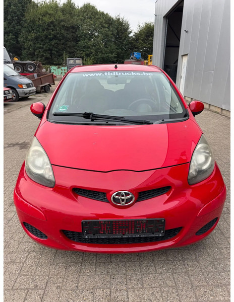 Toyota Aygo **5DOORS-BELGIAN CAR** - Hatchback: gambar 2 Toyota Aygo **5DOORS-BELGIAN CAR** - Hatchback: gambar 2