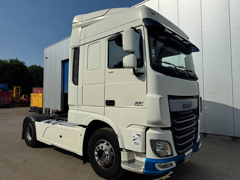 DAF XF 510 **EURO 6-CLEAN TRUCK** - Tractor head: gambar 3 DAF XF 510 **EURO 6-CLEAN TRUCK** - Tractor head: gambar 3