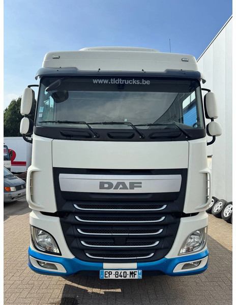 DAF XF 510 **EURO 6-CLEAN TRUCK** - Tractor head: gambar 2 DAF XF 510 **EURO 6-CLEAN TRUCK** - Tractor head: gambar 2