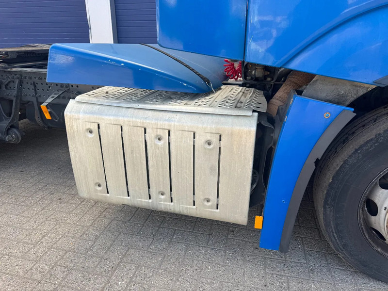Mercedes-Benz Actros 1842 **VOITH-EURO5** - Tractor head: gambar 4 Mercedes-Benz Actros 1842 **VOITH-EURO5** - Tractor head: gambar 4