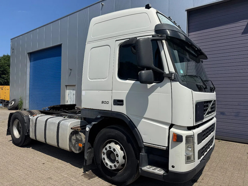 Volvo FM 300 **EURO 3-BELGIAN TRUCK-I SHIFT-PTO** - Tractor head: gambar 3 Volvo FM 300 **EURO 3-BELGIAN TRUCK-I SHIFT-PTO** - Tractor head: gambar 3